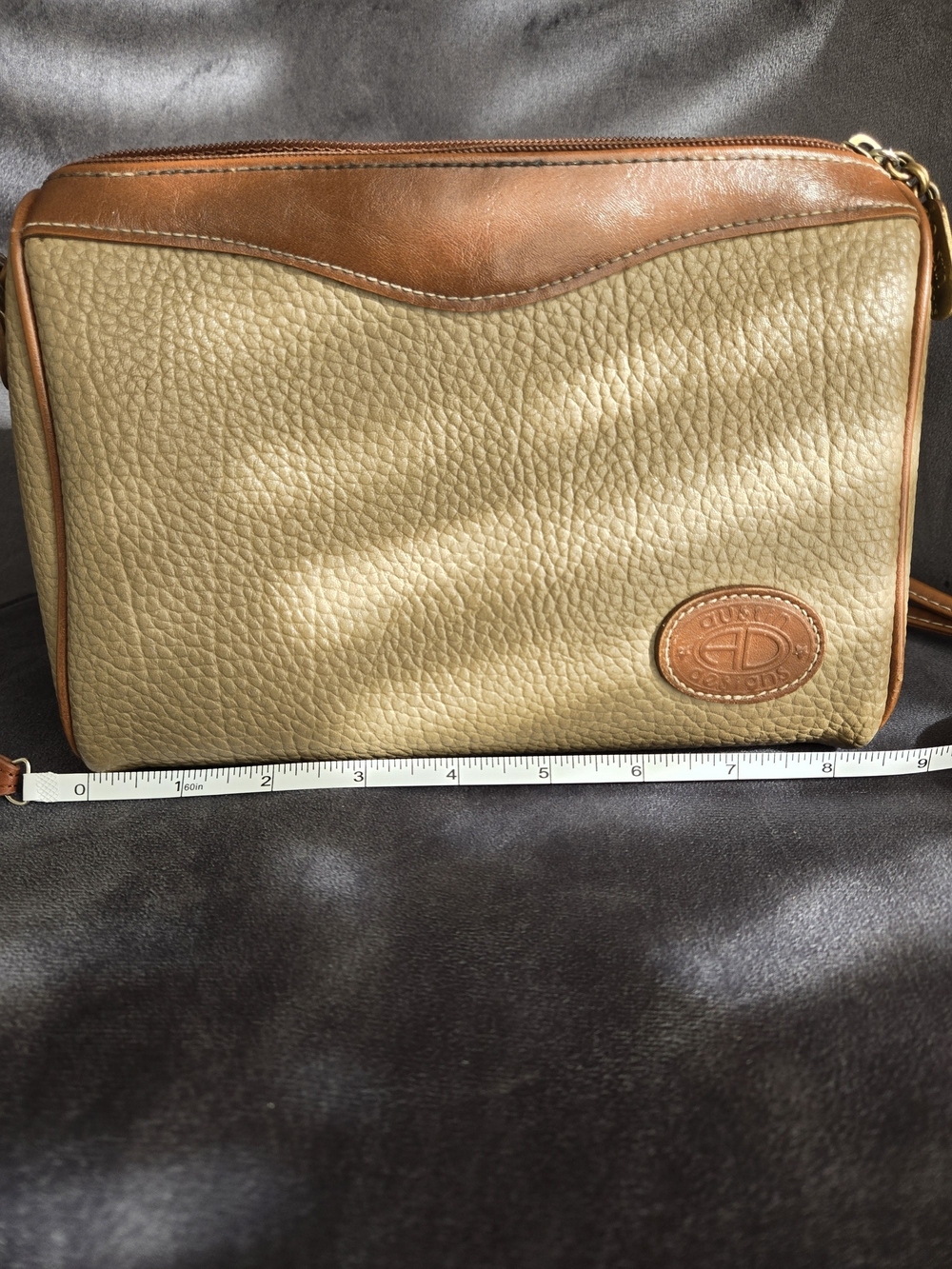 Austin Designs Beige Brown Pebbled Shoulder Bag Gold Hardware Zip for Women
